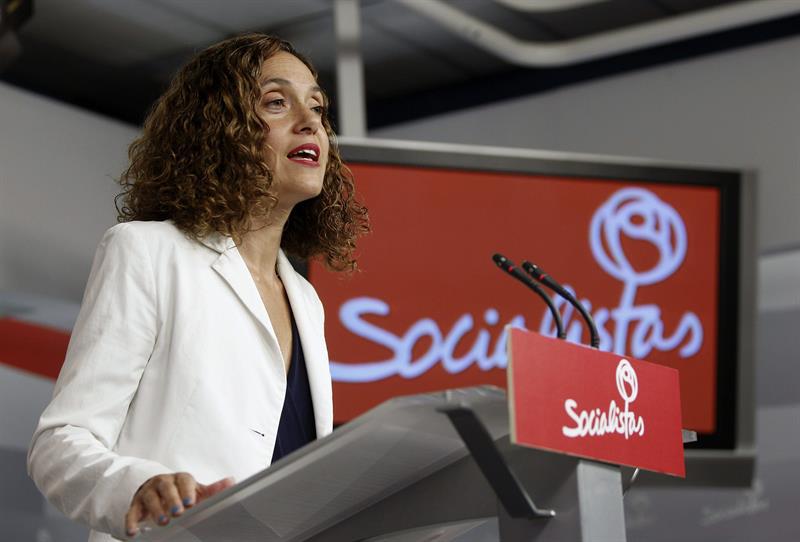 El PSOE afirma que su programa electoral es "un proyecto de país y de gobierno" El PSOE afirma que su programa electoral es "un proyecto de país y de gobierno"