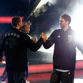 Marc Gasol saluda a Pau Gasol antes del All Star de Nueva York Marc Gasol saluda a Pau Gasol antes del All Star de Nueva York