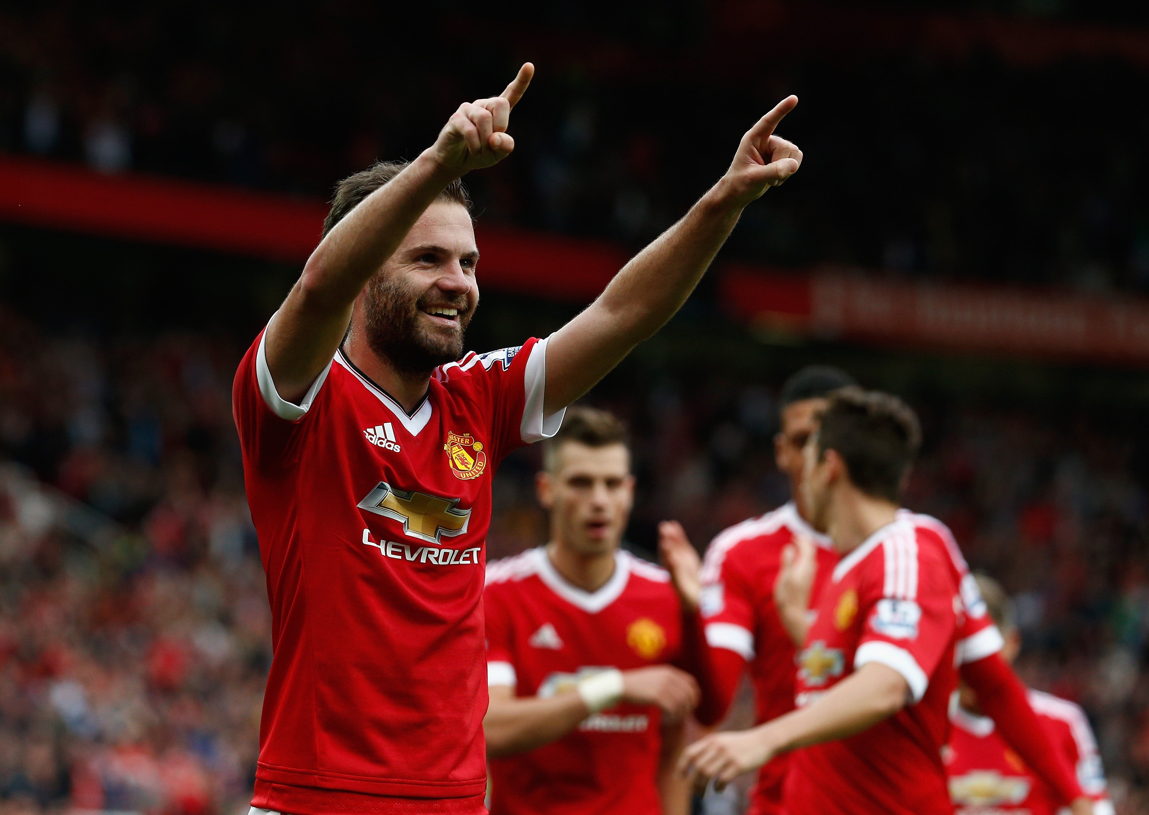 Juan Mata donará el 1% de su sueldo a organizaciones benéficas y pide a los futbolistas que se unan Juan Mata donará el 1% de su sueldo a organizaciones benéficas y pide a los futbolistas que se unan