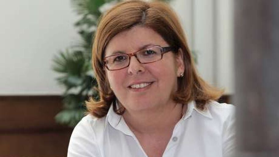 Mar&iacute;a Victoria Dom&iacute;nguez