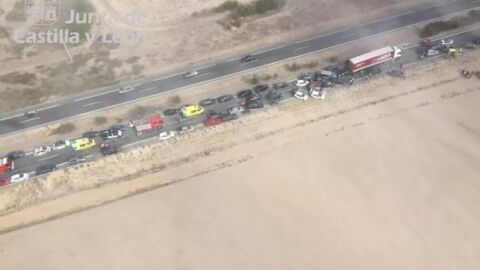 Accidente m&uacute;ltiple en la A-6, a la altura de Valladolid