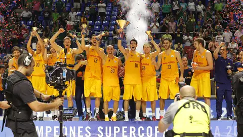 El Barcelona gana la Supercopa de España El Barcelona gana la Supercopa de España