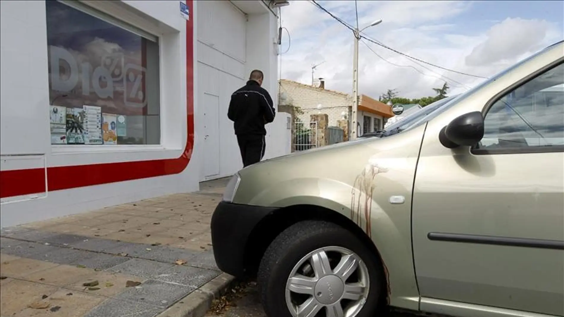 Un octogenario apuñala a su exmujer y un guardia civil en un pueblo de Zamora