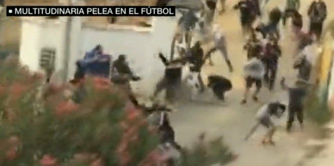 Identificadas 21 personas tras los altercados entre radicales del Cádiz B y el Xerez CD Identificadas 21 personas tras los altercados entre radicales del Cádiz B y el Xerez CD