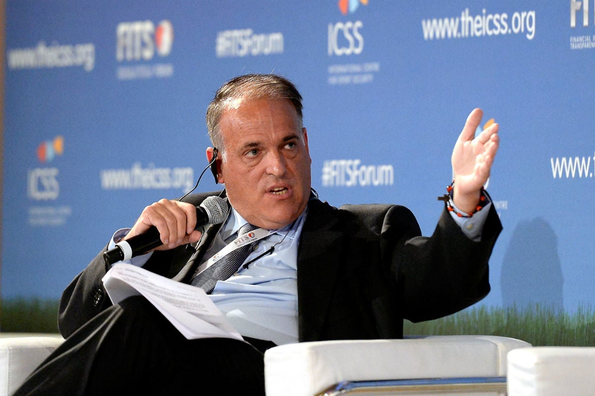 Tebas: "Villar, o era muy listo muy listo o era muy tonto que no se enteraba de nada" Tebas: "Villar, o era muy listo muy listo o era muy tonto que no se enteraba de nada"