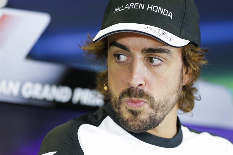Alonso confirma que seguirá en McLaren hasta 2017 Alonso confirma que seguirá en McLaren hasta 2017