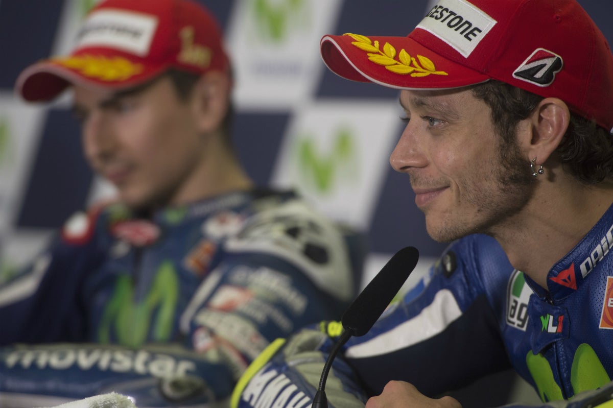Rossi, sobre Lorenzo: "Es increíble lo que ha hecho con un hombro así" Rossi, sobre Lorenzo: "Es increíble lo que ha hecho con un hombro así"