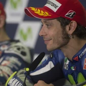 Valentino Rossi, en sala de prensa Valentino Rossi, en sala de prensa