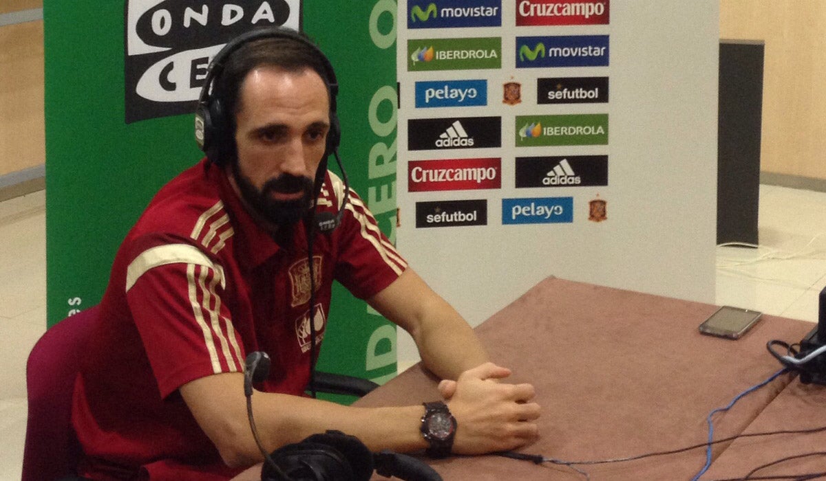 Juanfran: "Lo que hizo el Madrid lo hemos hecho nosotros muchas veces: marcar y echarte atrás" Juanfran: "Lo que hizo el Madrid lo hemos hecho nosotros muchas veces: marcar y echarte atrás"