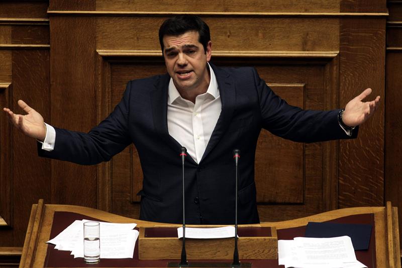 Tsipras anuncia el adelanto electoral en Grecia tras su derrota en las europeas Tsipras anuncia el adelanto electoral en Grecia tras su derrota en las europeas