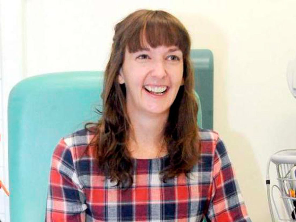 Hospitalizada por tercera vez la enfermera británica contagiada por ébola Hospitalizada por tercera vez la enfermera británica contagiada por ébola