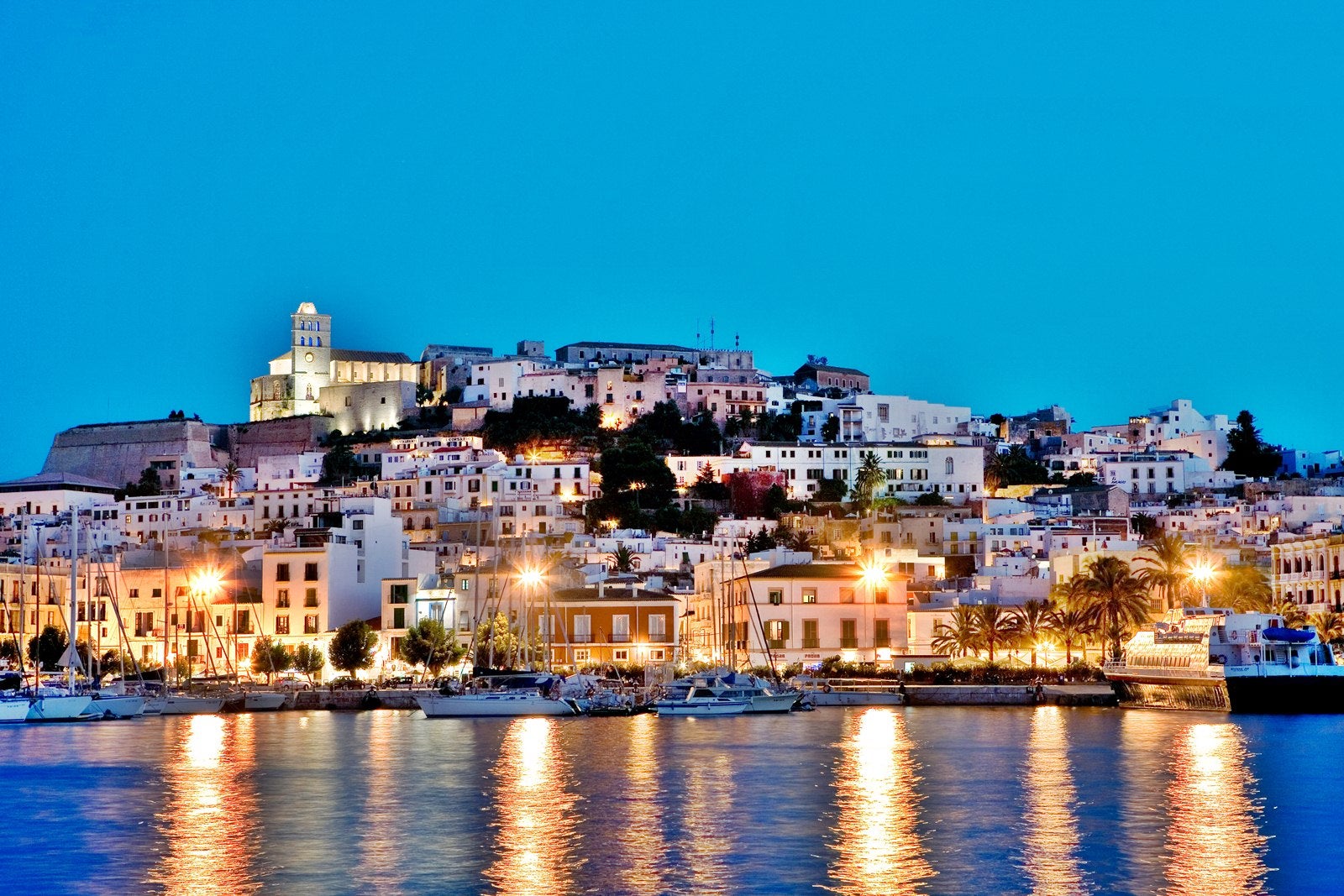 Ibiza, un paraíso más allá de la playa Ibiza, un paraíso más allá de la playa