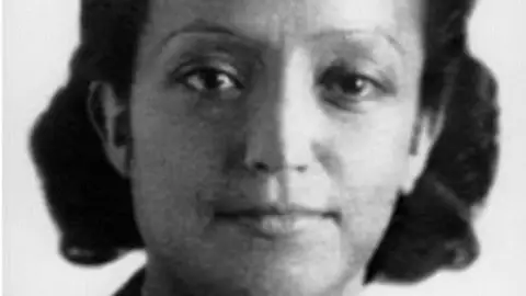 África de las Heras África de las Heras