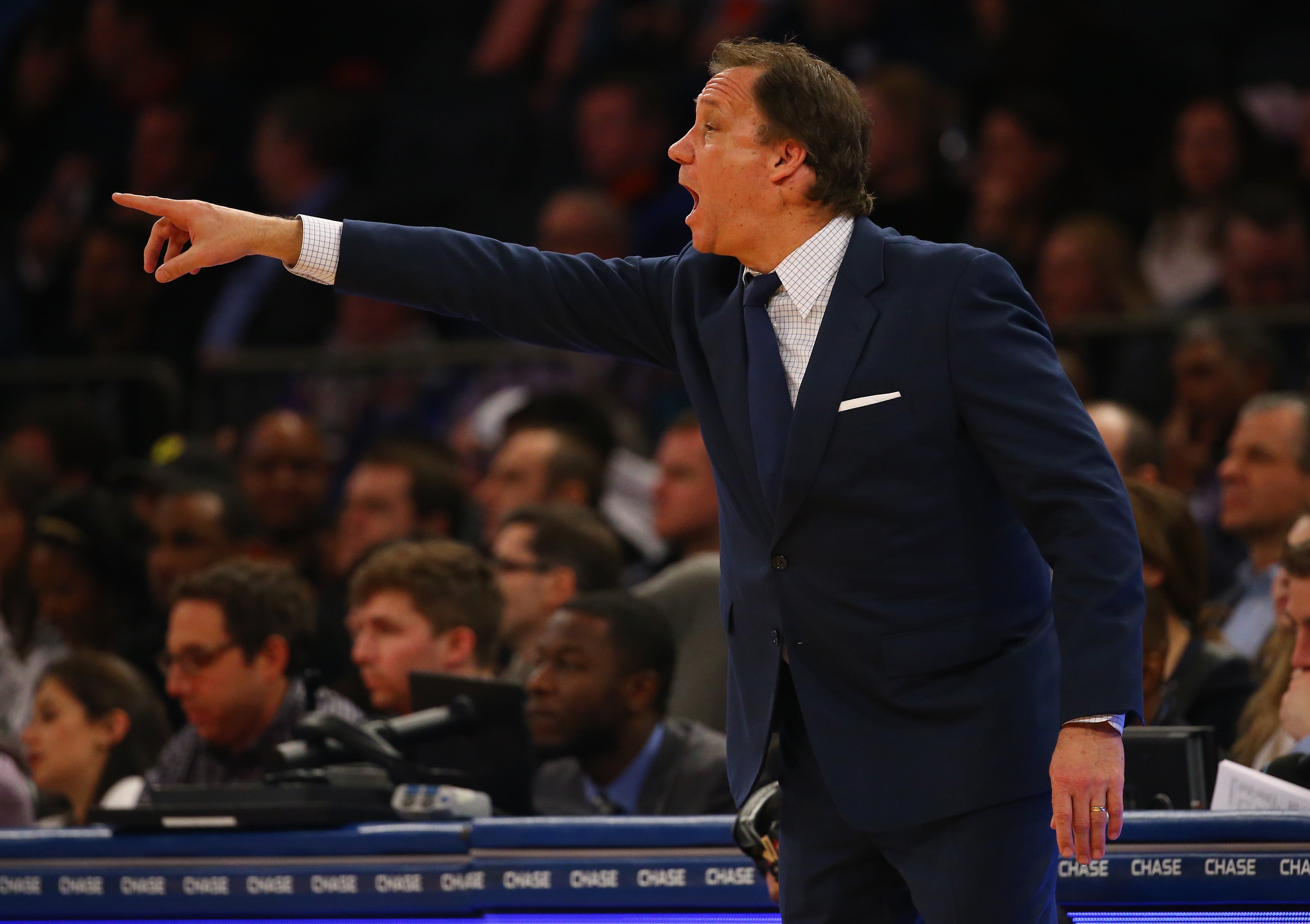 Muere Flip Saunders, entrenador de los Minnesota Timberwolves, a los 60 años Muere Flip Saunders, entrenador de los Minnesota Timberwolves, a los 60 años