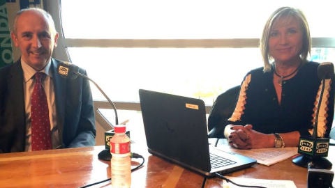 Josu Erkoreka y Julia Otero