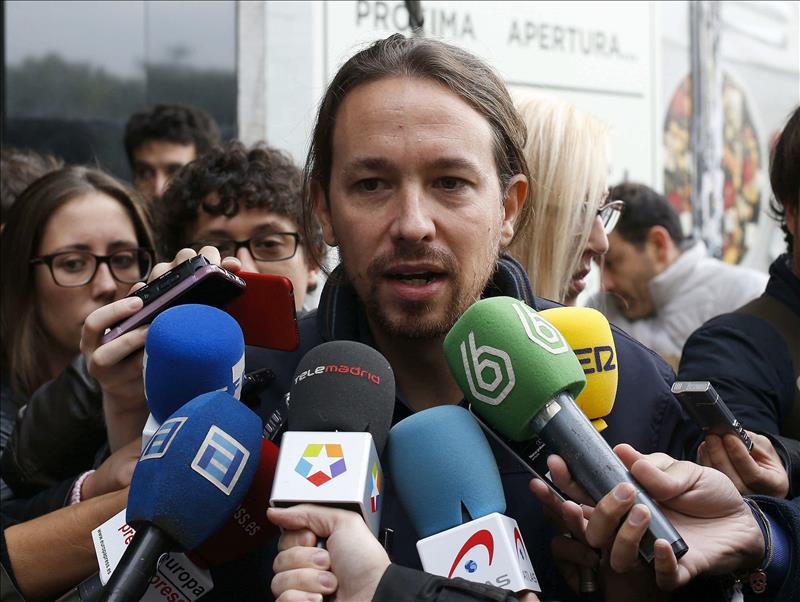 Pablo Iglesias se despide: "No sigan destruyendo Europa, señor Juncker" Pablo Iglesias se despide: "No sigan destruyendo Europa, señor Juncker"