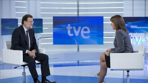 Mariano Rajoy durante la entrevista que concedi&oacute; anoche en TVE