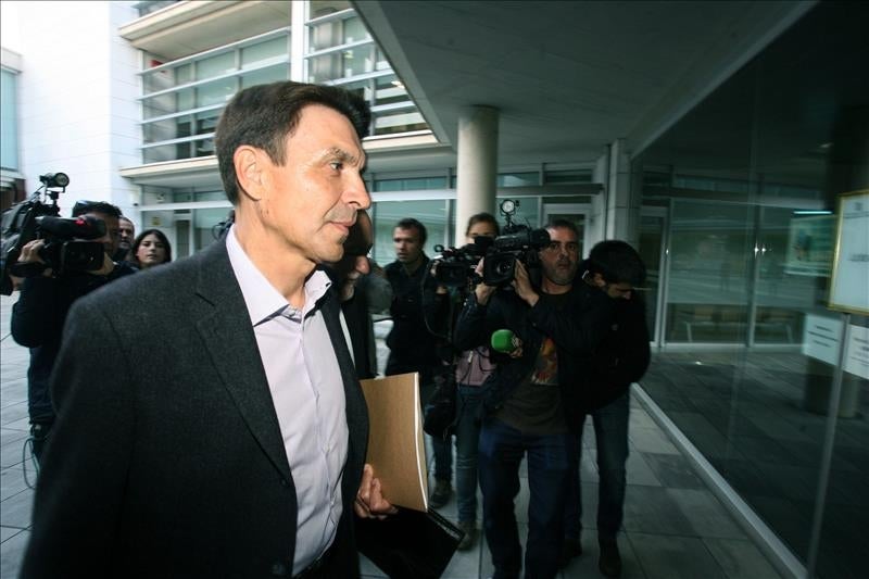 La caja fuerte atribuida al director de Infraestructuras contiene 80.000 euros La caja fuerte atribuida al director de Infraestructuras contiene 80.000 euros