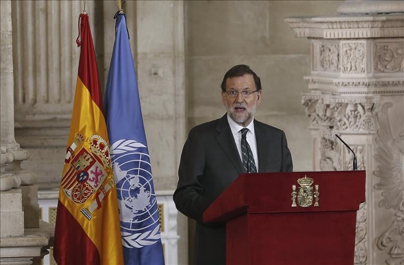 Rajoy, en Twitter: "Cuento con todos para defender la unidad ante el chantaje separatista" Rajoy, en Twitter: "Cuento con todos para defender la unidad ante el chantaje separatista"