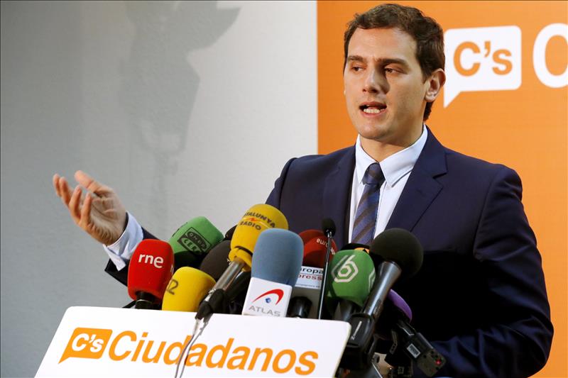 Rivera: "Estamos a punto de ganar las elecciones generales en España" Rivera: "Estamos a punto de ganar las elecciones generales en España"