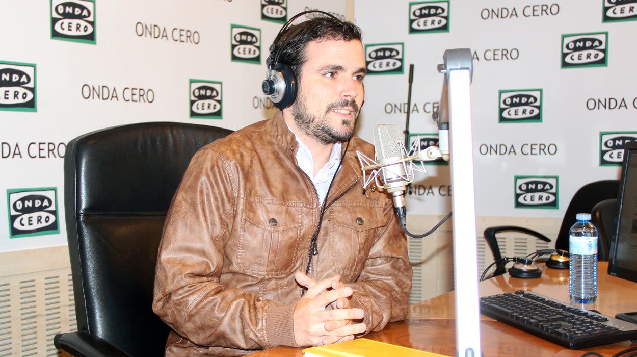 Alberto Garzón: "No me ha llamado Rajoy, pero no lo descarto todavía" Alberto Garzón: "No me ha llamado Rajoy, pero no lo descarto todavía"