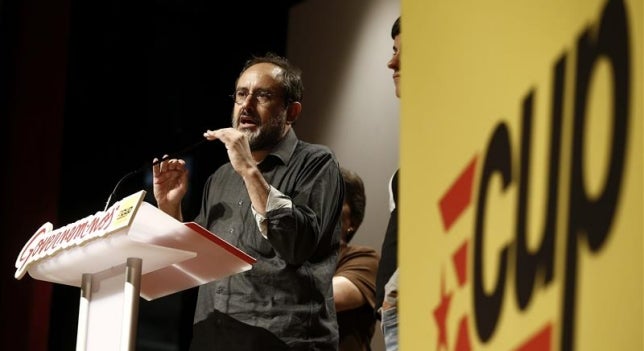 La CUP ataca el "neoautonomismo" de CDC y advierte de que no permitirá "ambigüedad" sobre la independencia La CUP ataca el "neoautonomismo" de CDC y advierte de que no permitirá "ambigüedad" sobre la independencia