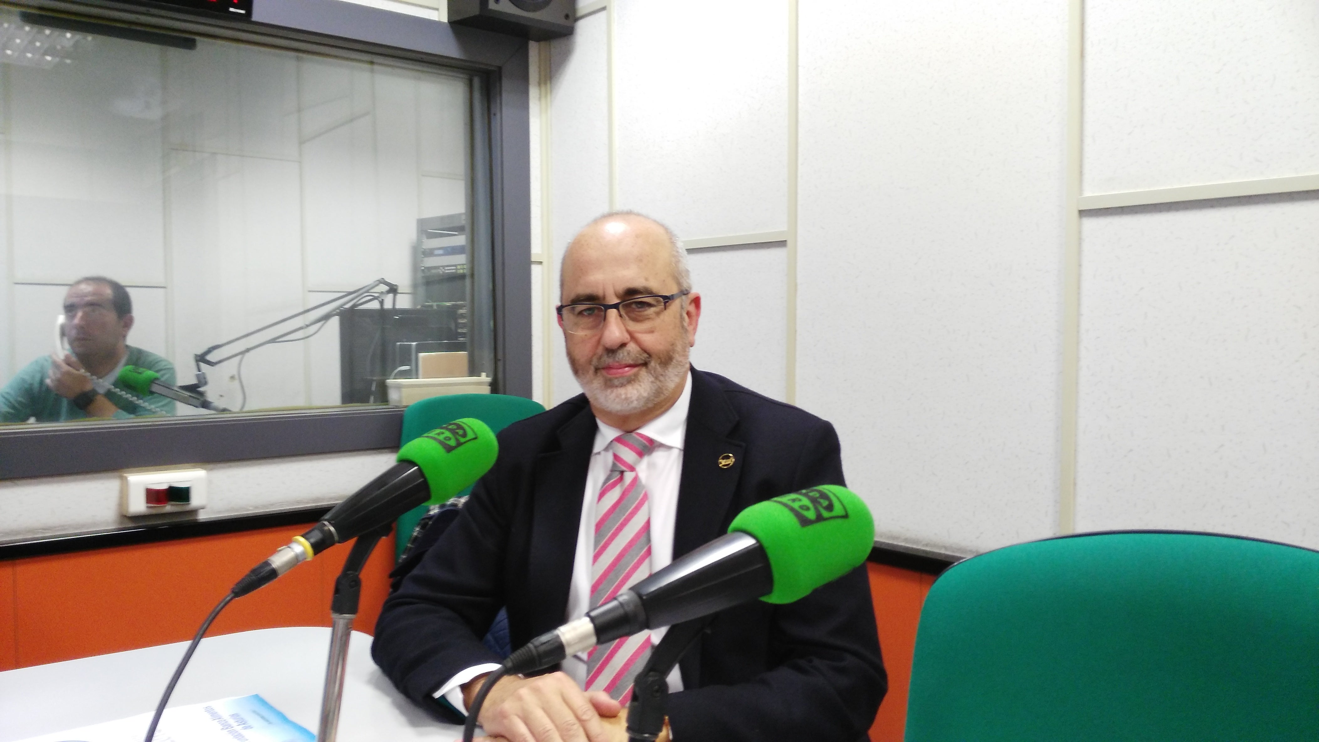 "Gijón en la Onda" 30/10/2015 con Ana Fierro "Gijón en la Onda" 30/10/2015 con Ana Fierro