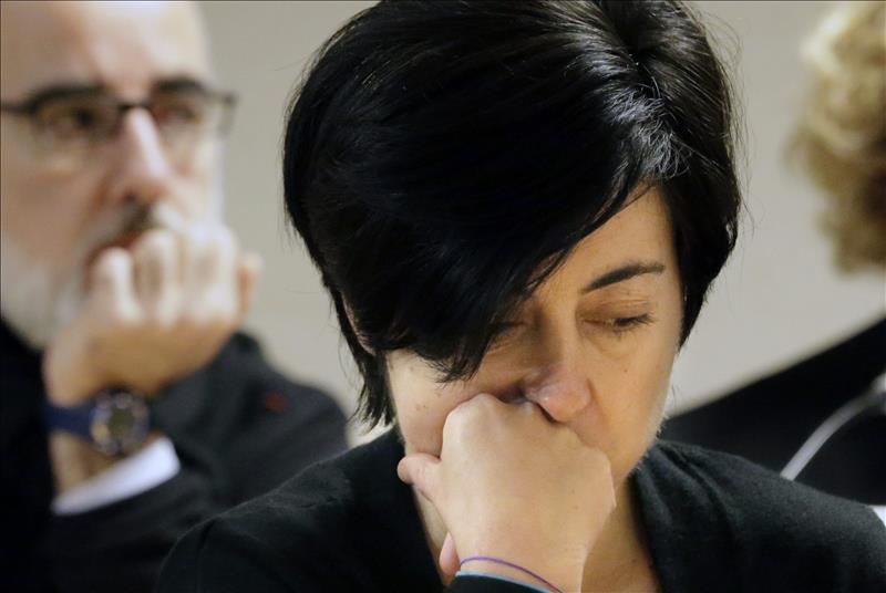 El jurado popular declara a Rosario Porto y a Alfonso Basterra culpables de la muerte de Asunta El jurado popular declara a Rosario Porto y a Alfonso Basterra culpables de la muerte de Asunta