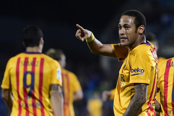 Getafe 0-2 Barcelona. Suárez y Neymar dan la victoria al Barcelona en el Coliseum Getafe 0-2 Barcelona. Suárez y Neymar dan la victoria al Barcelona en el Coliseum