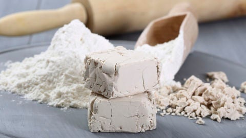 &iquest;Qu&eacute; tipo de levadura necesito para hacer un pan?