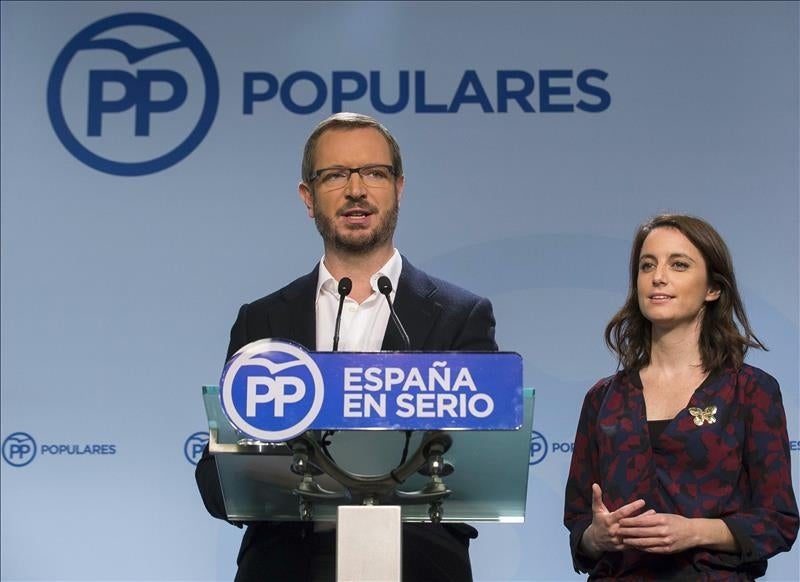 El PP prepara un texto para que el PSOE y Podemos se "retraten" sobre el derecho a la autodeterminación El PP prepara un texto para que el PSOE y Podemos se "retraten" sobre el derecho a la autodeterminación