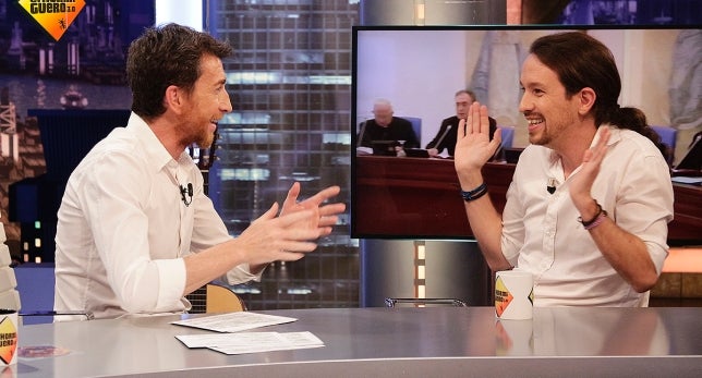 Iglesias: "No me veo viviendo en La Moncloa, prefiero seguir en mi casa de Vallecas" Iglesias: "No me veo viviendo en La Moncloa, prefiero seguir en mi casa de Vallecas"