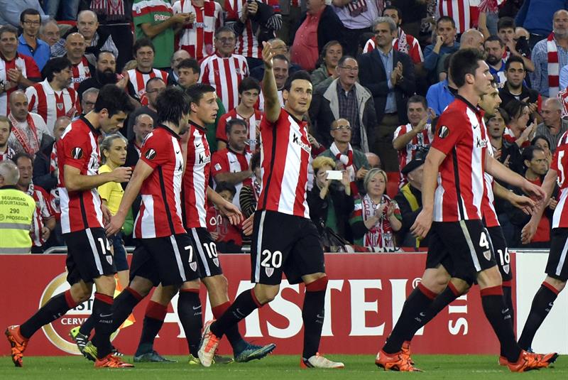 Iñaki Williams y Raúl García dan los tres puntos al Athletic en el Villamarín Iñaki Williams y Raúl García dan los tres puntos al Athletic en el Villamarín