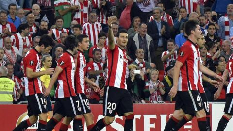 Los jugadores del Athletic celebran uno de los goles ante el Partizan