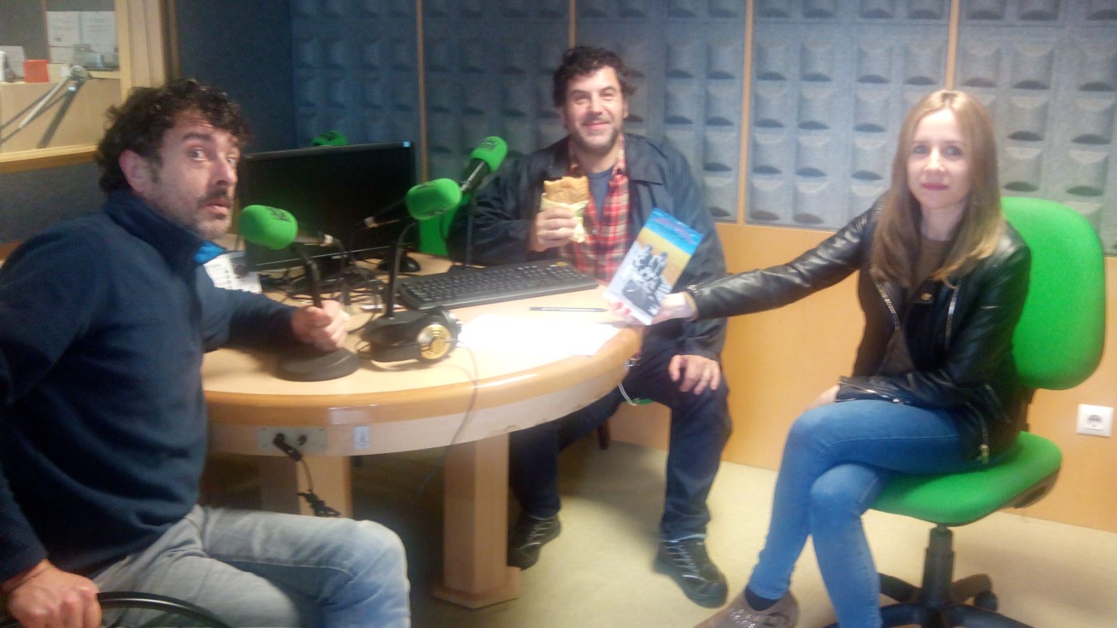Pontevedra en la Onda (05-11-2015) Pontevedra en la Onda (05-11-2015)