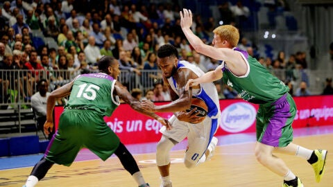 Unicaja, contra el Sassari