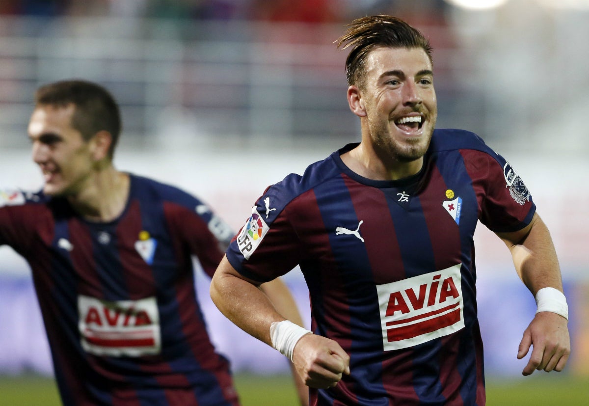 Sergi Enrich y Antonio Luna, descartados para el amistoso que disputará el Eibar contra el Leganés Sergi Enrich y Antonio Luna, descartados para el amistoso que disputará el Eibar contra el Leganés