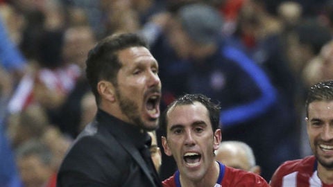 Simeone celebra el gol de Griezmann