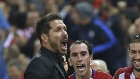 Simeone celebra el gol de Griezmann Simeone celebra el gol de Griezmann