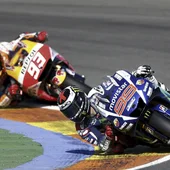 Lorenzo reuda por delante de Márquez en Cheste Lorenzo reuda por delante de Márquez en Cheste