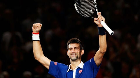 Djokovic celebra su victoria en Par&iacute;s