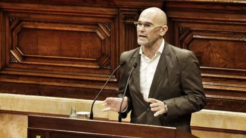 Ra&uuml;l Romeva en el Parlament de Catalu&ntilde;a