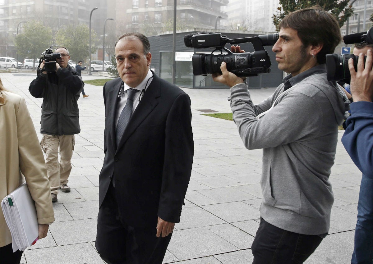 Tebas: "Es bastante difícil que Osasuna se salve de una imputación" Tebas: "Es bastante difícil que Osasuna se salve de una imputación"