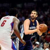 Marc Gasol mira a canasta en el partido ante los Clippers Marc Gasol mira a canasta en el partido ante los Clippers