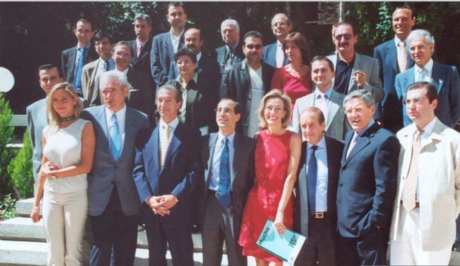 2000 - 2001: Carlos Herrera y José María García se incorporan a la parrilla 2000 - 2001: Carlos Herrera y José María García se incorporan a la parrilla