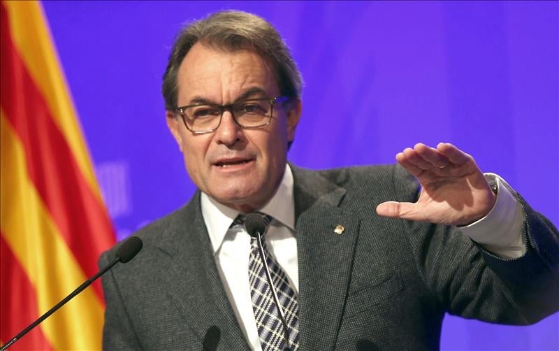 Artur Mas acusa al Estado de "castigar y agredir" a los catalanes por "decisiones políticas" Artur Mas acusa al Estado de "castigar y agredir" a los catalanes por "decisiones políticas"
