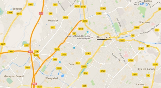 Toman como rehenes a una familia en Roubaix tras disparar a la policía Toman como rehenes a una familia en Roubaix tras disparar a la policía