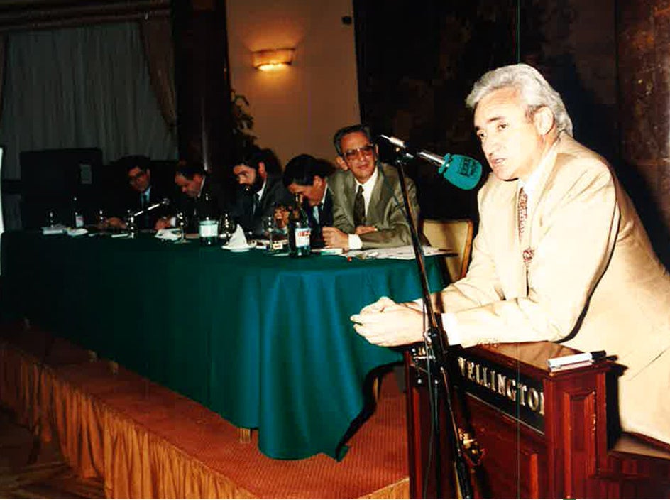 1991-1992: Luis del Olmo se incorpora a Onda Cero con Protagonistas 1991-1992: Luis del Olmo se incorpora a Onda Cero con Protagonistas
