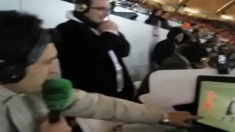 Frame 0.0 de: El gol de Iniesta narrado por Alfredo Martínez Frame 0.0 de: El gol de Iniesta narrado por Alfredo Martínez