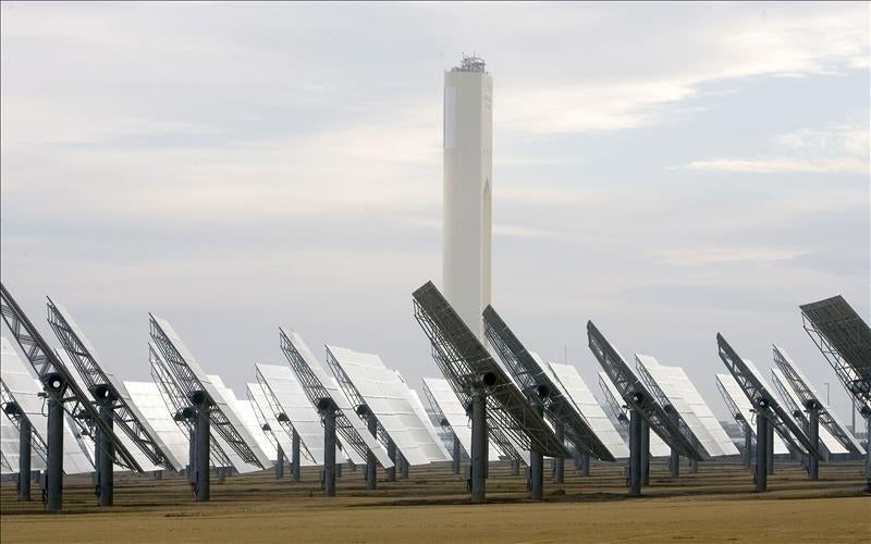 La Brújula de la economía: ¿Qué futuro le espera a Abengoa? La Brújula de la economía: ¿Qué futuro le espera a Abengoa?